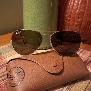 Ray-Ban Gold Aviator Sunglasses with Brown Case